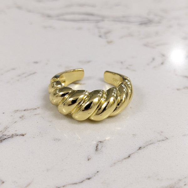 Elegant Twist Style Gold Color Adjustable Ring