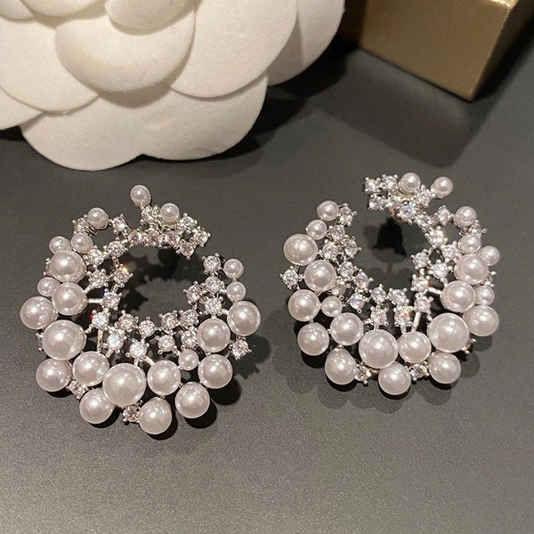 New Luxury Fashion White Pearl Cluster Earring