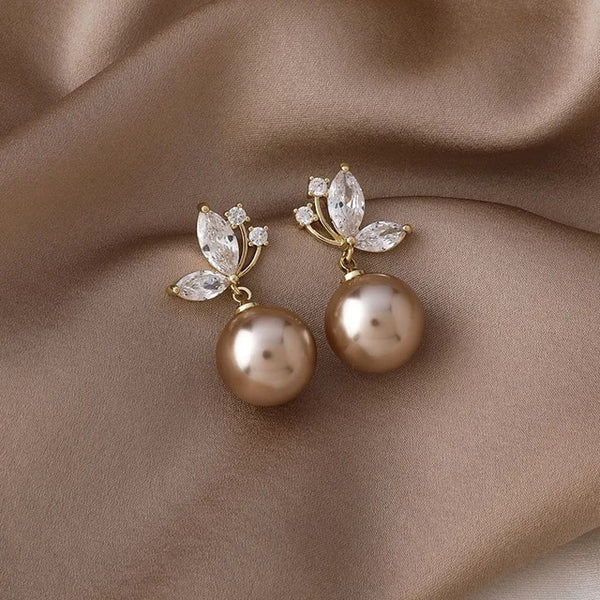 New Exquisite Pearl Butterfly Earrings