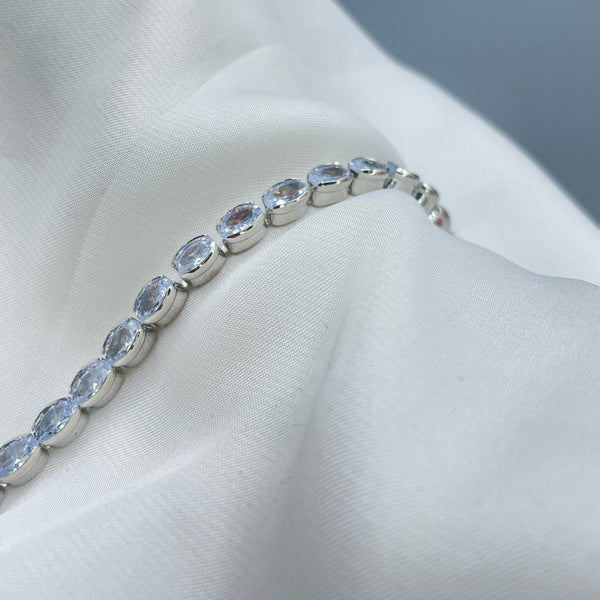 Oval Shape Shiny zircon Bracelet