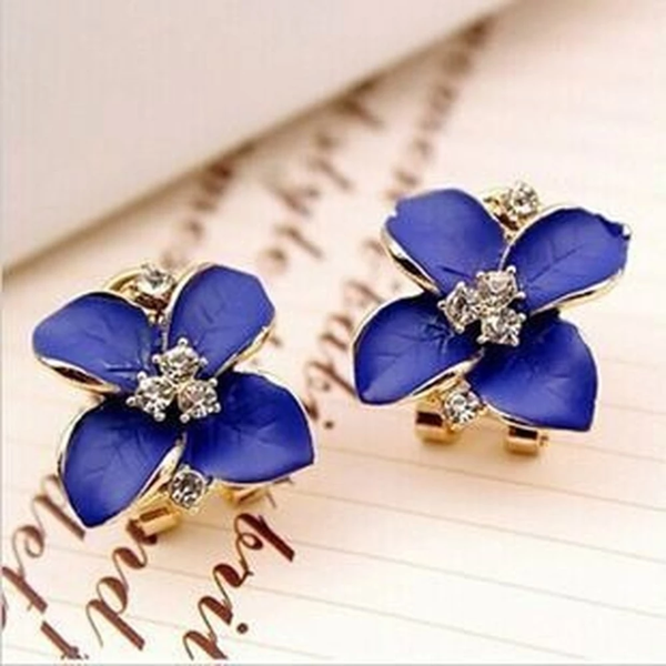 Elegant Noble Zinc Alloy Earrings Blue Flower Crystal Camellia Ear Clip Ladies Earrings