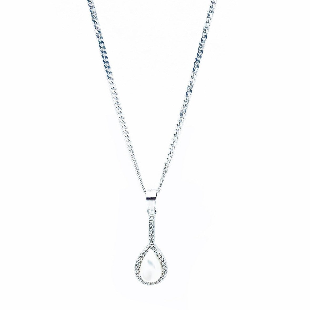 White Spherical Pearl Pendant