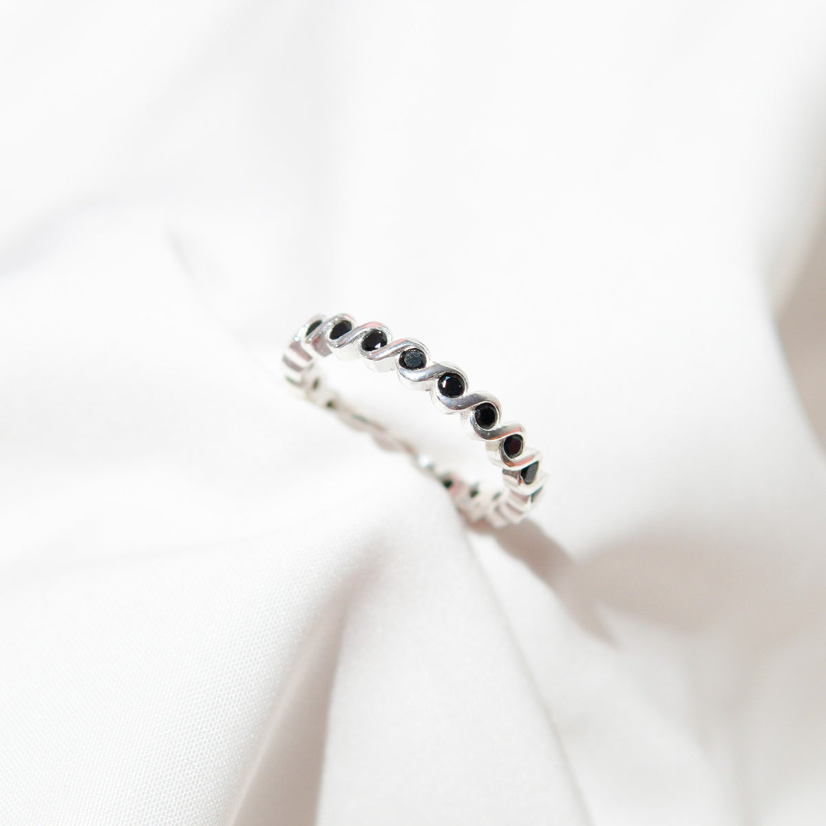 Black Curly Band