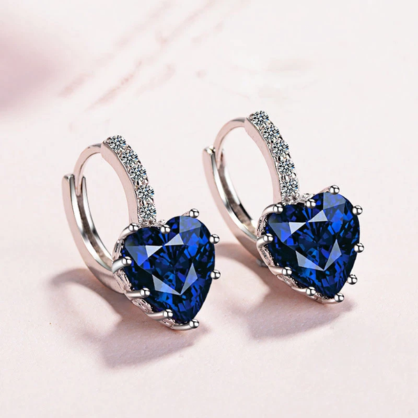 New Elegant Heart Shape 925 Sterling Silver Earrings