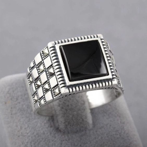 Men's Black Square Stone Antique Border Silver Plated Ring